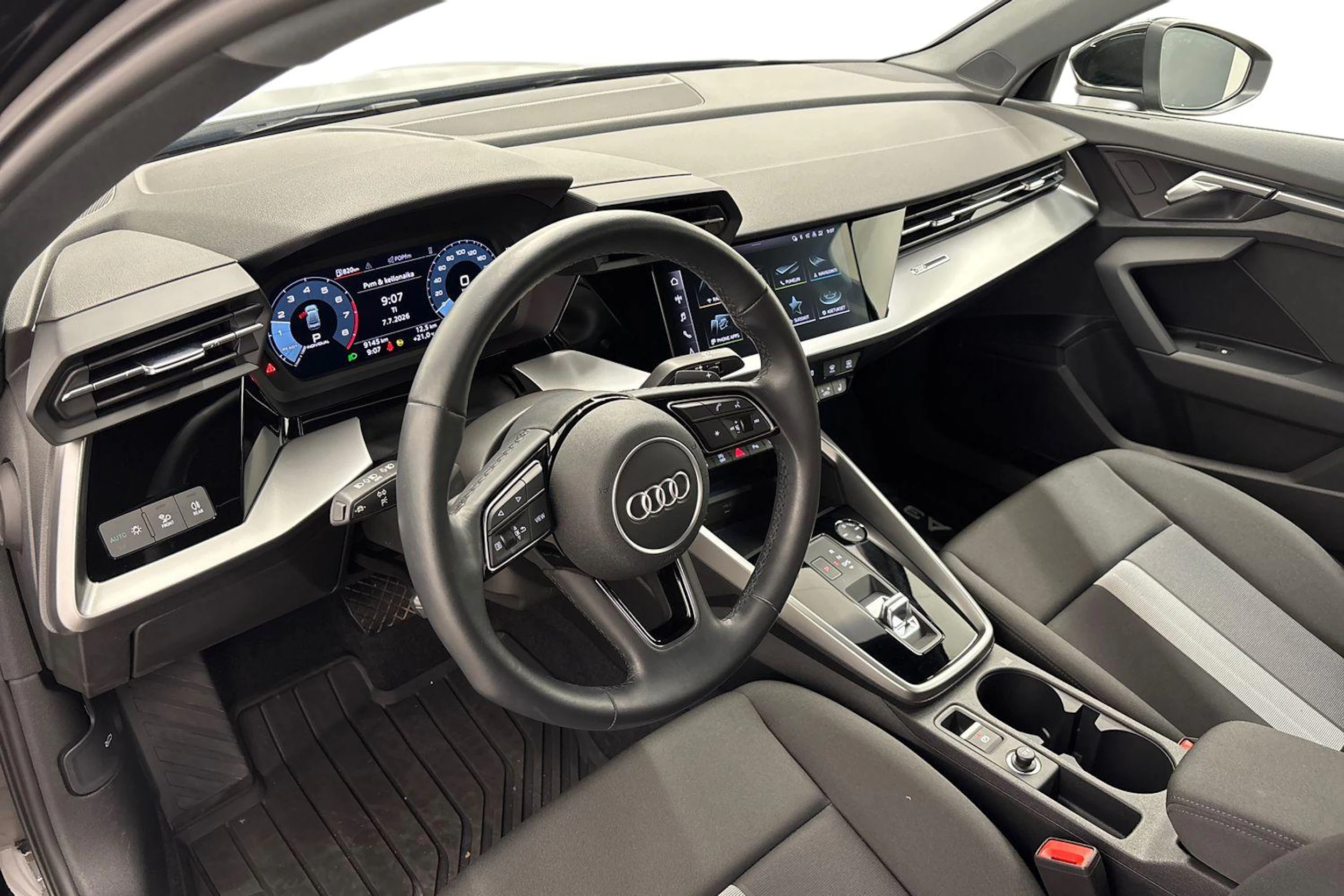 musta Audi A3 2022 kuva 6.