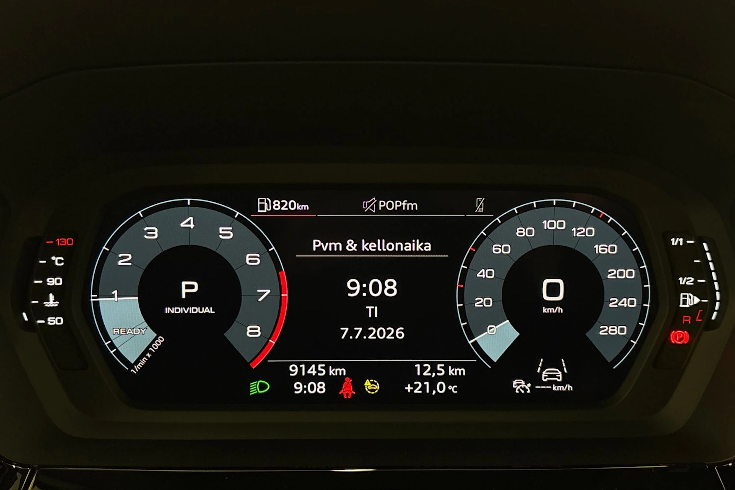 musta Audi A3 2022 kuva 16.
