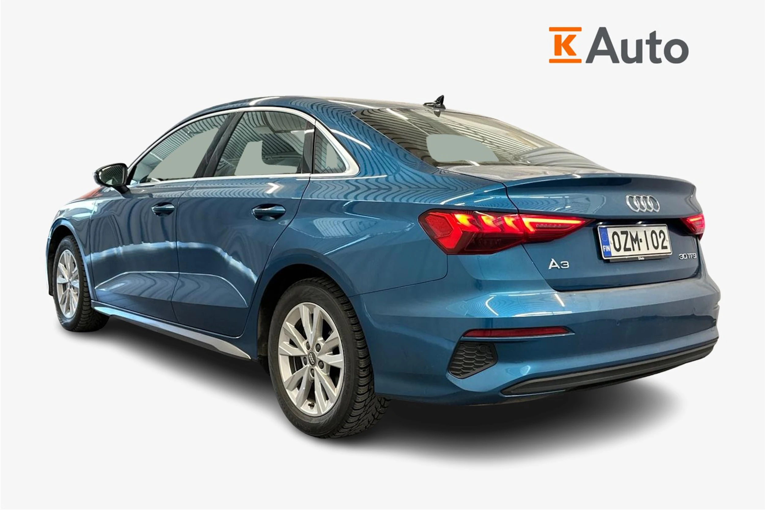 sininen Audi A3 2022 kuva 2.