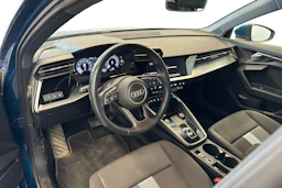 sininen Audi A3 2022 kuva 3.