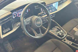 Valkoinen Audi A3 2022 kuva 3.