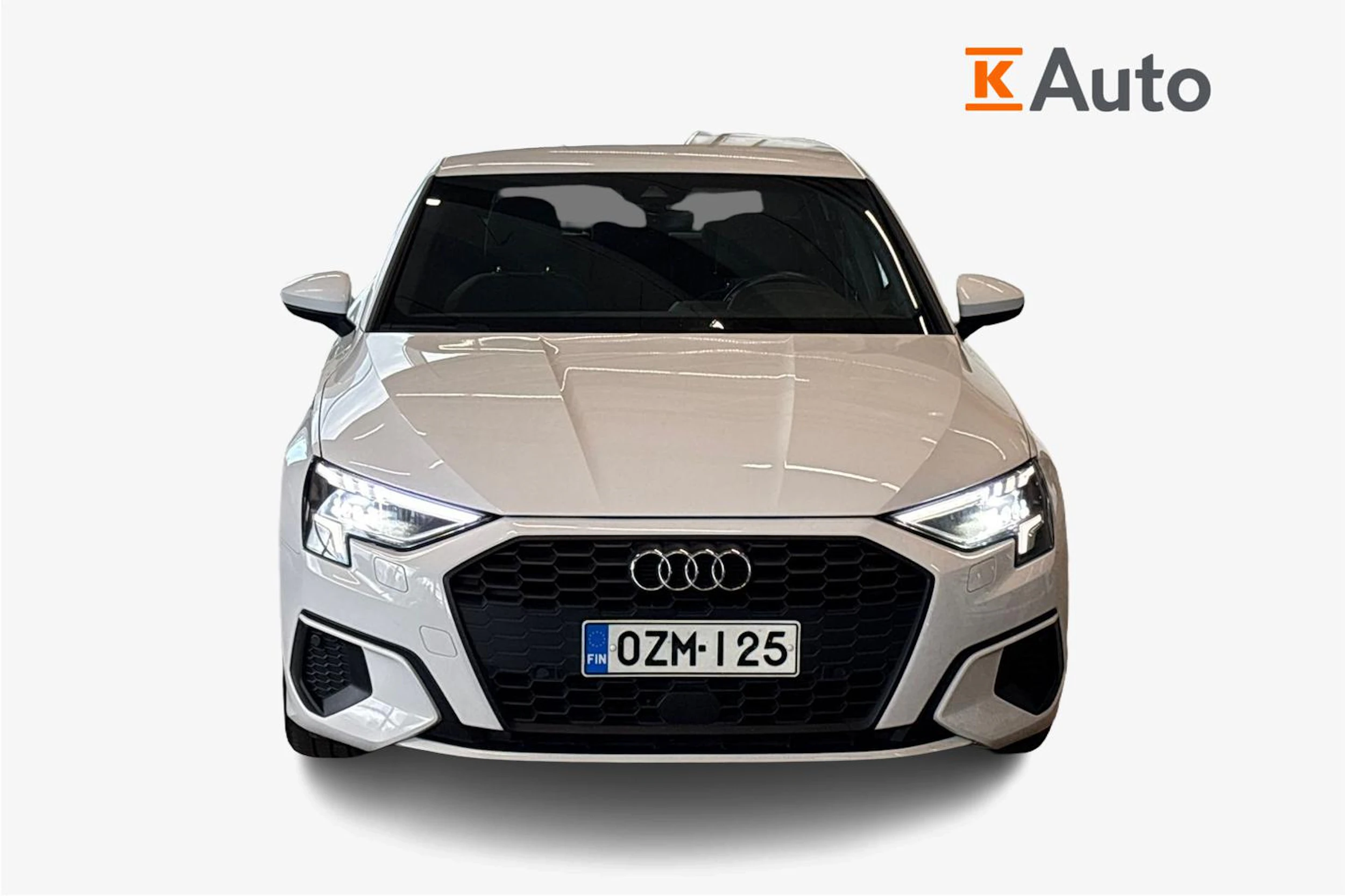 Valkoinen Audi A3 2022 kuva 4.