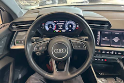 Valkoinen Audi A3 2022 kuva 16.