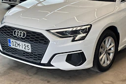 Valkoinen Audi A3 2022 kuva 19.