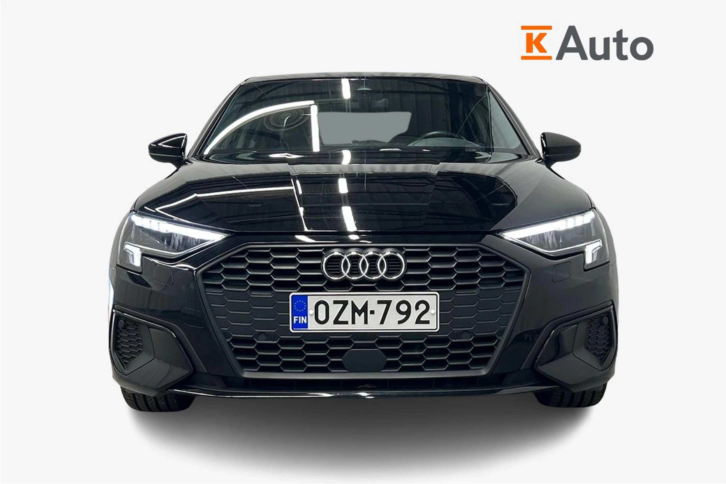 musta Audi A3 2022 kuva 5.