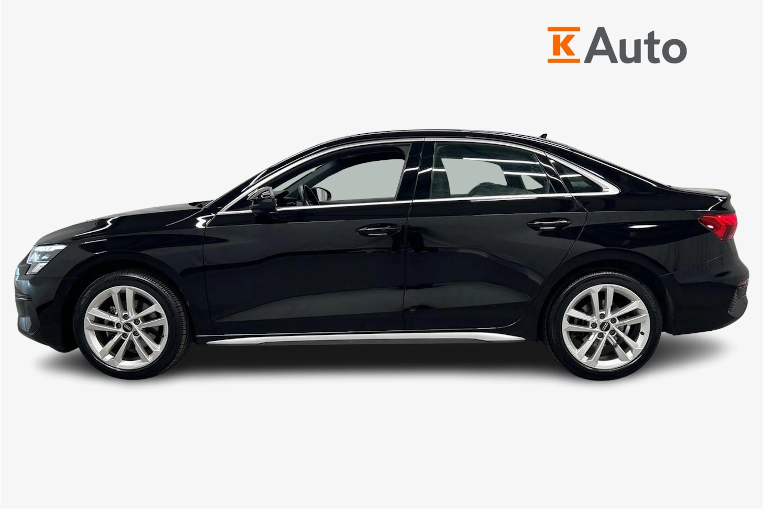 musta Audi A3 2022 kuva 7.
