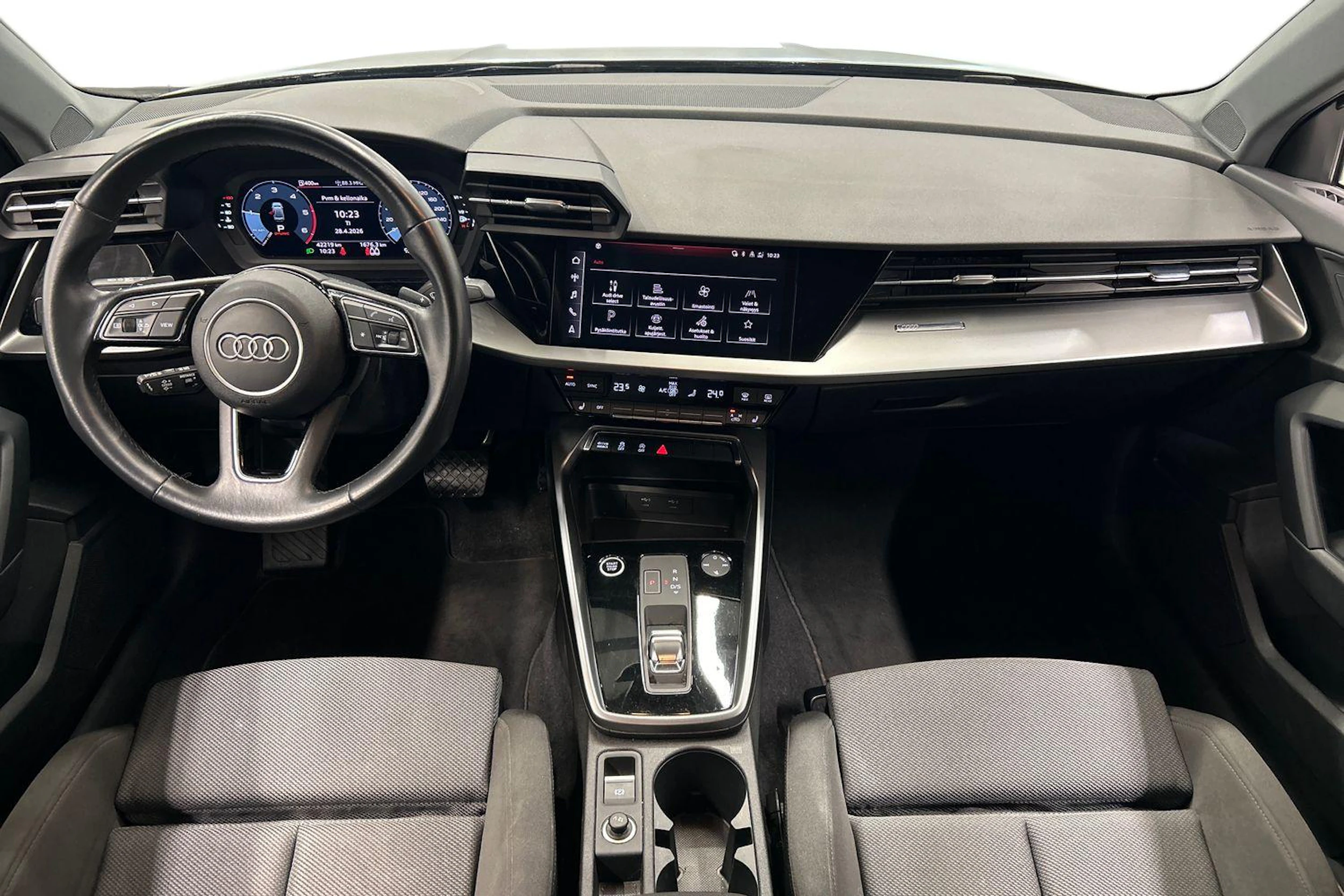 musta Audi A3 2022 kuva 9.