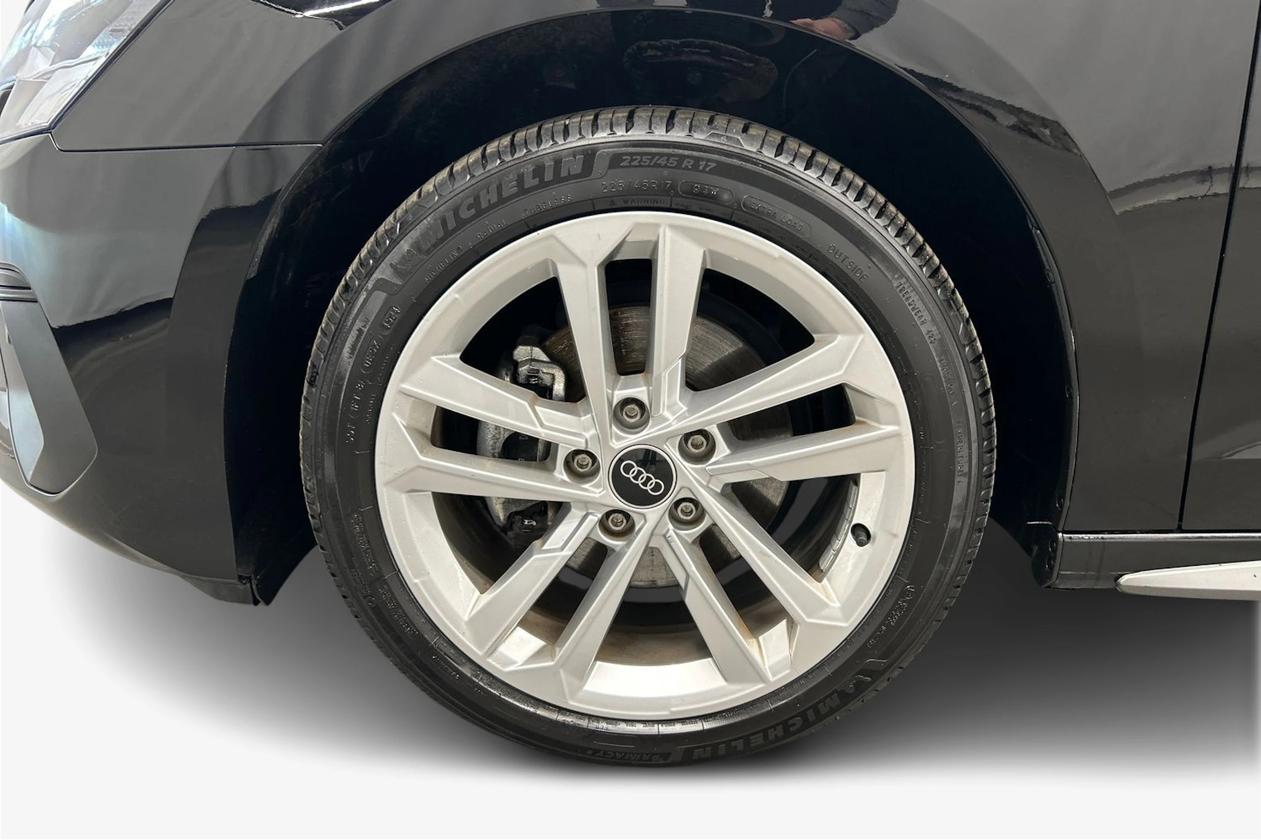 musta Audi A3 2022 kuva 12.