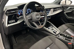 valkoinen Audi A3 2022 kuva 6.