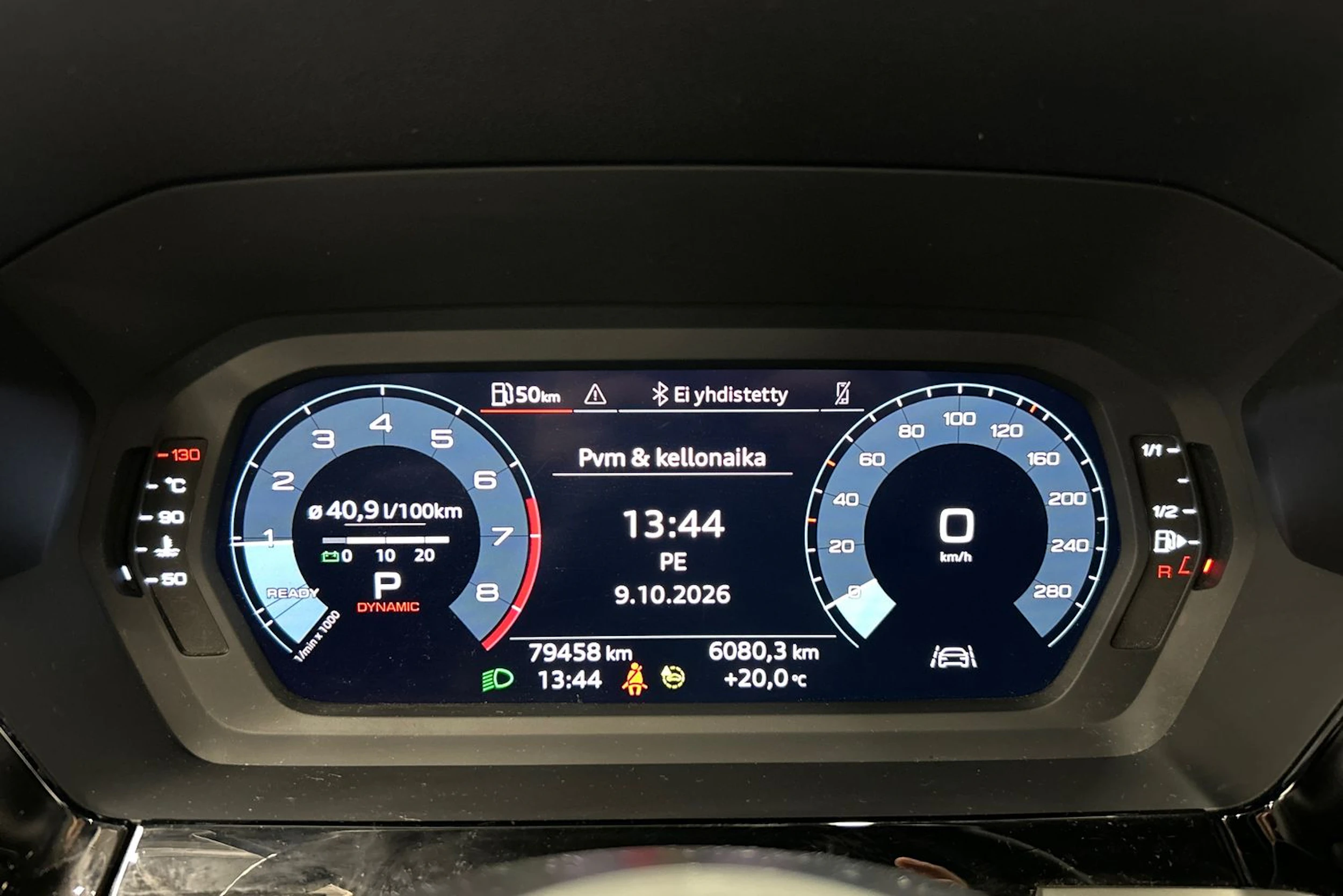 valkoinen Audi A3 2022 kuva 13.