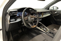 valkoinen Audi A3 2022 kuva 3.