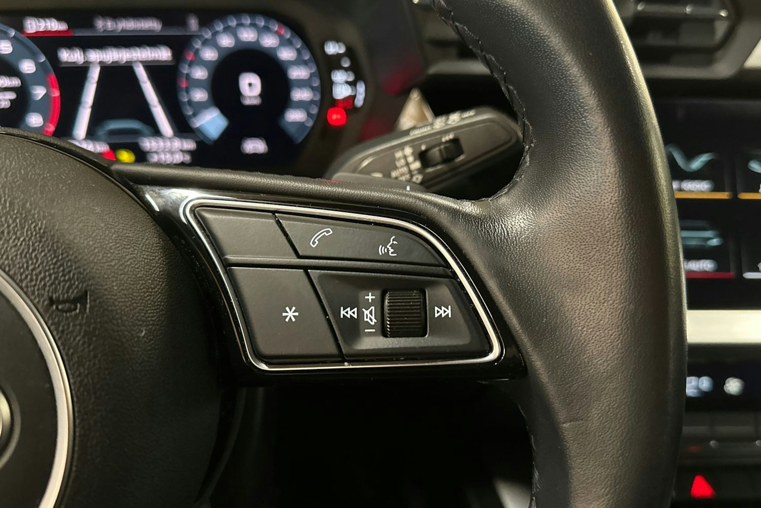 valkoinen Audi A3 2022 kuva 22.