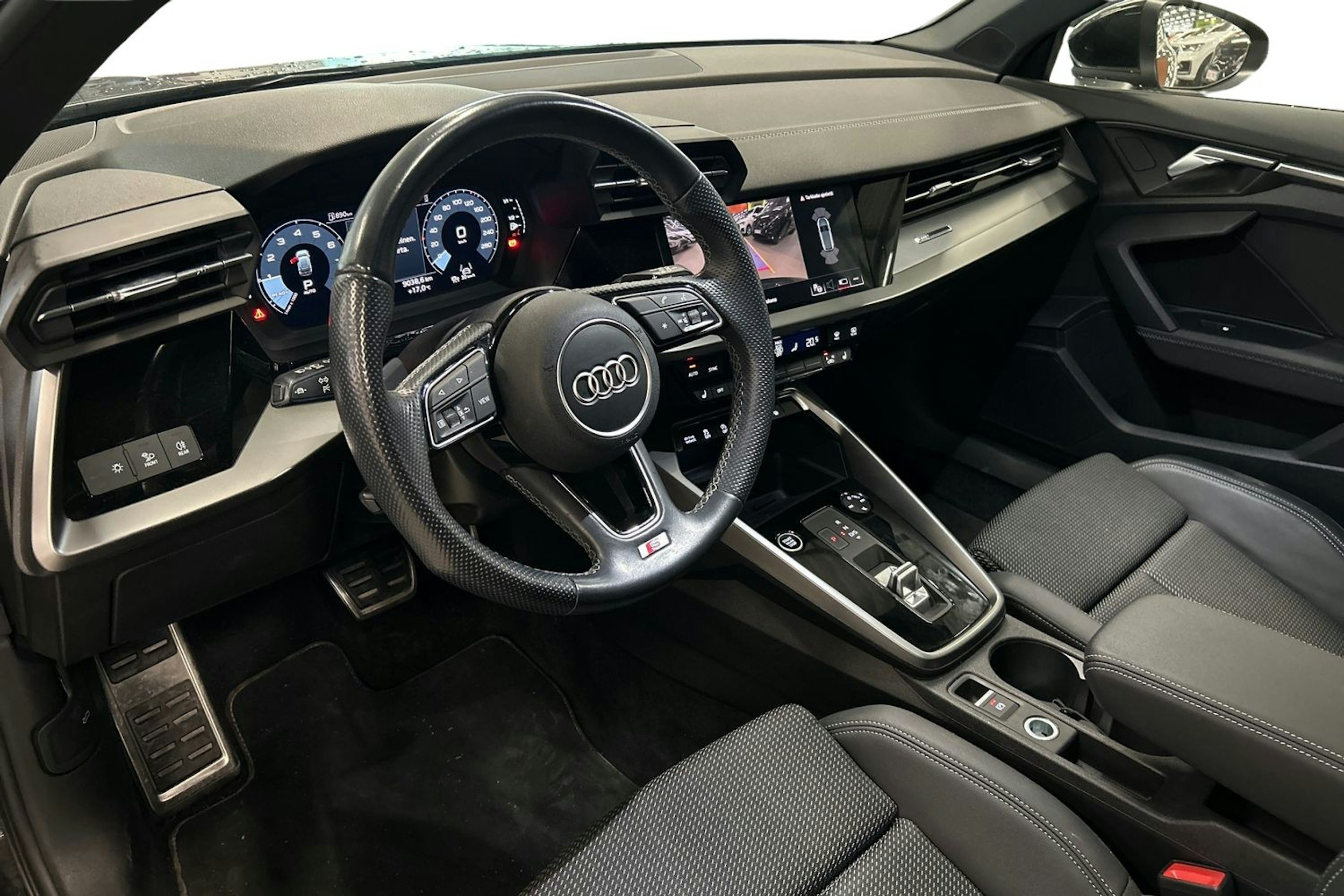 musta Audi A3 2022 kuva 3.