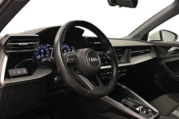 valkoinen Audi A3 2022 kuva 7.