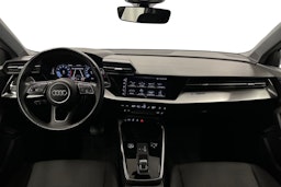 valkoinen Audi A3 2022 kuva 9.