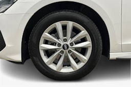 valkoinen Audi A3 2022 kuva 11.