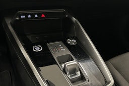 valkoinen Audi A3 2022 kuva 21.