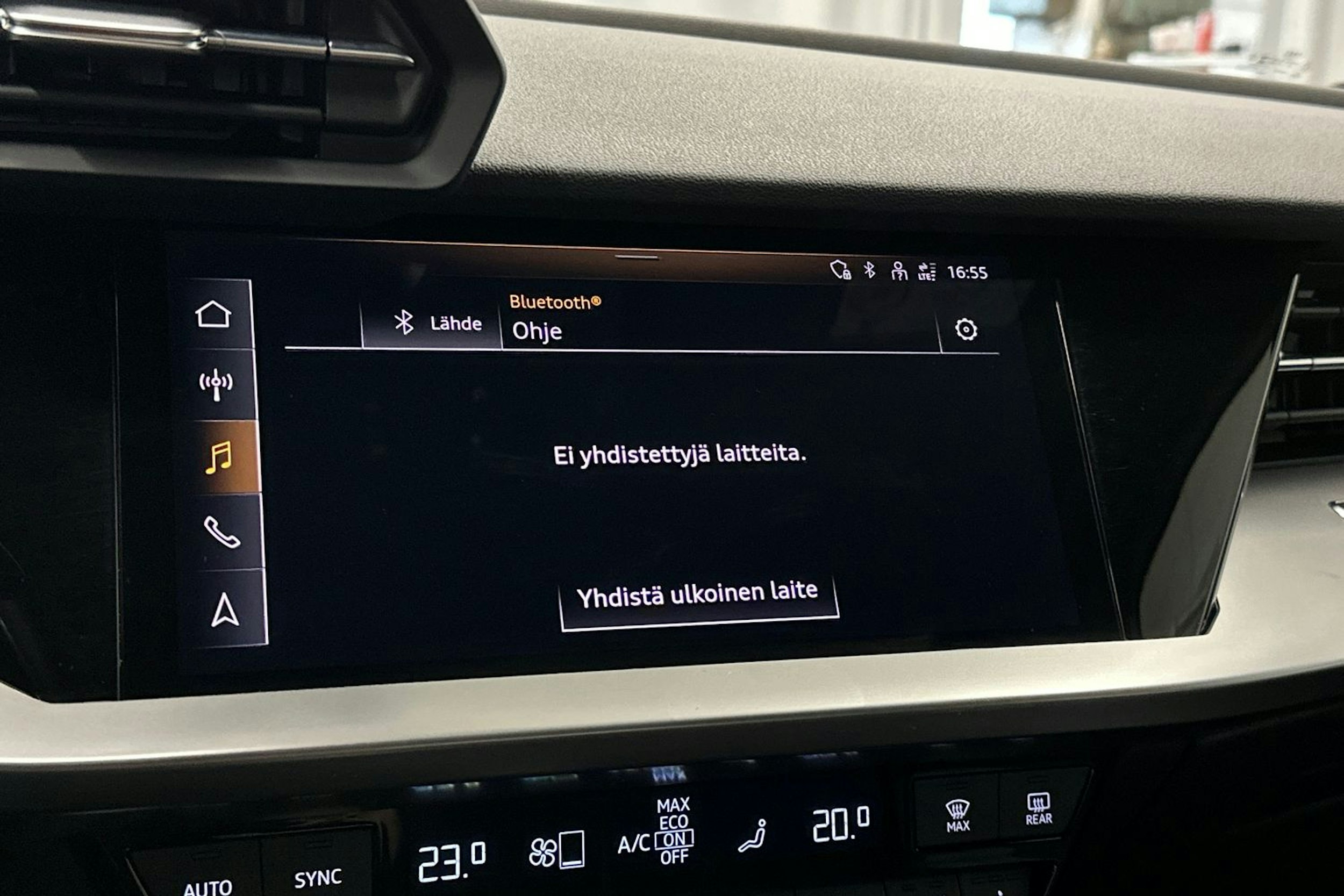 valkoinen Audi A3 2022 kuva 24.
