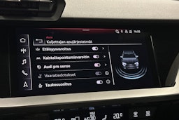 valkoinen Audi A3 2022 kuva 26.