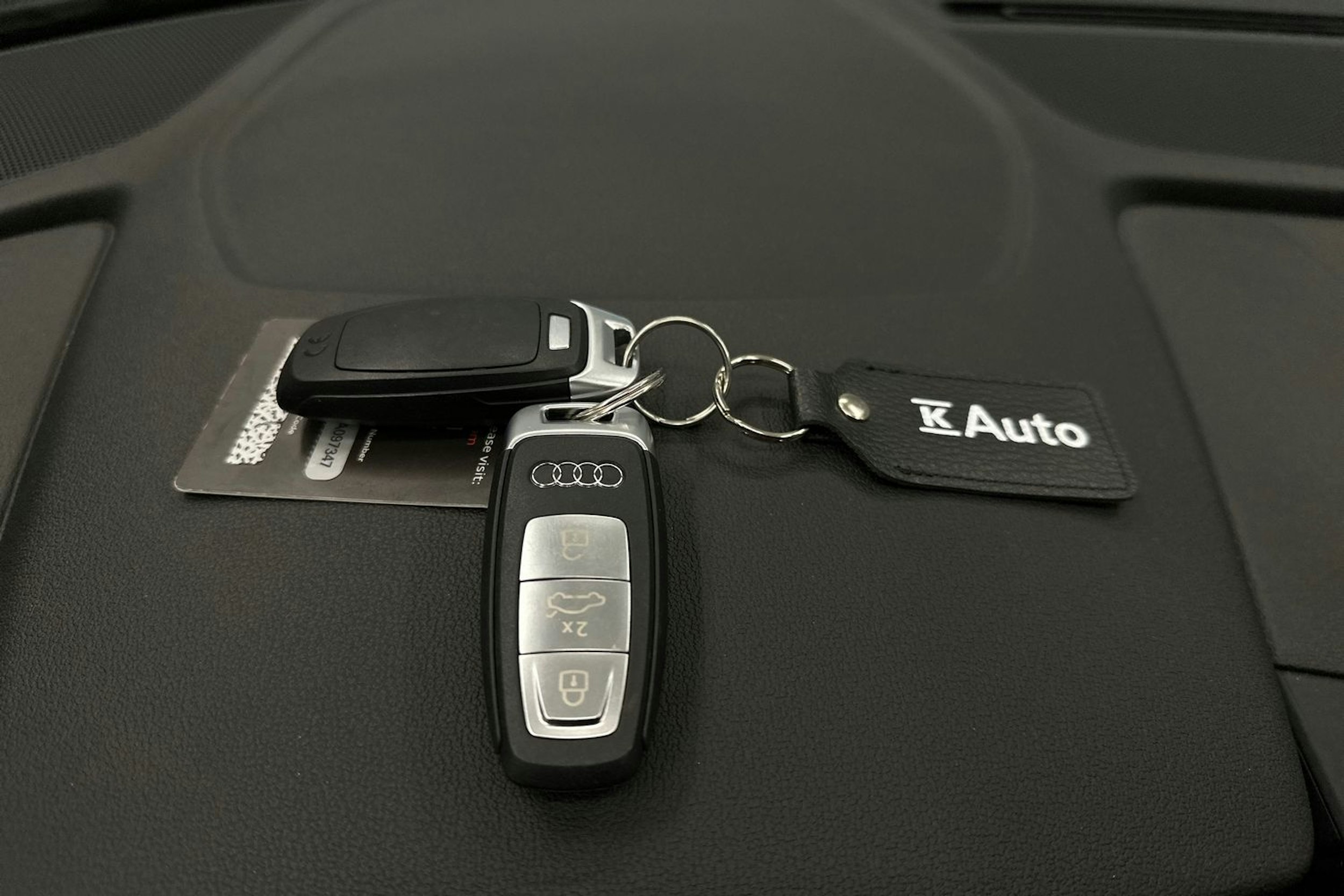 valkoinen Audi A3 2022 kuva 28.