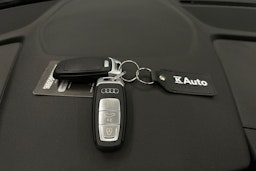 valkoinen Audi A3 2022 kuva 28.