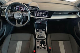 valkoinen Audi A3 2022 kuva 9.
