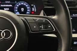 valkoinen Audi A3 2022 kuva 18.