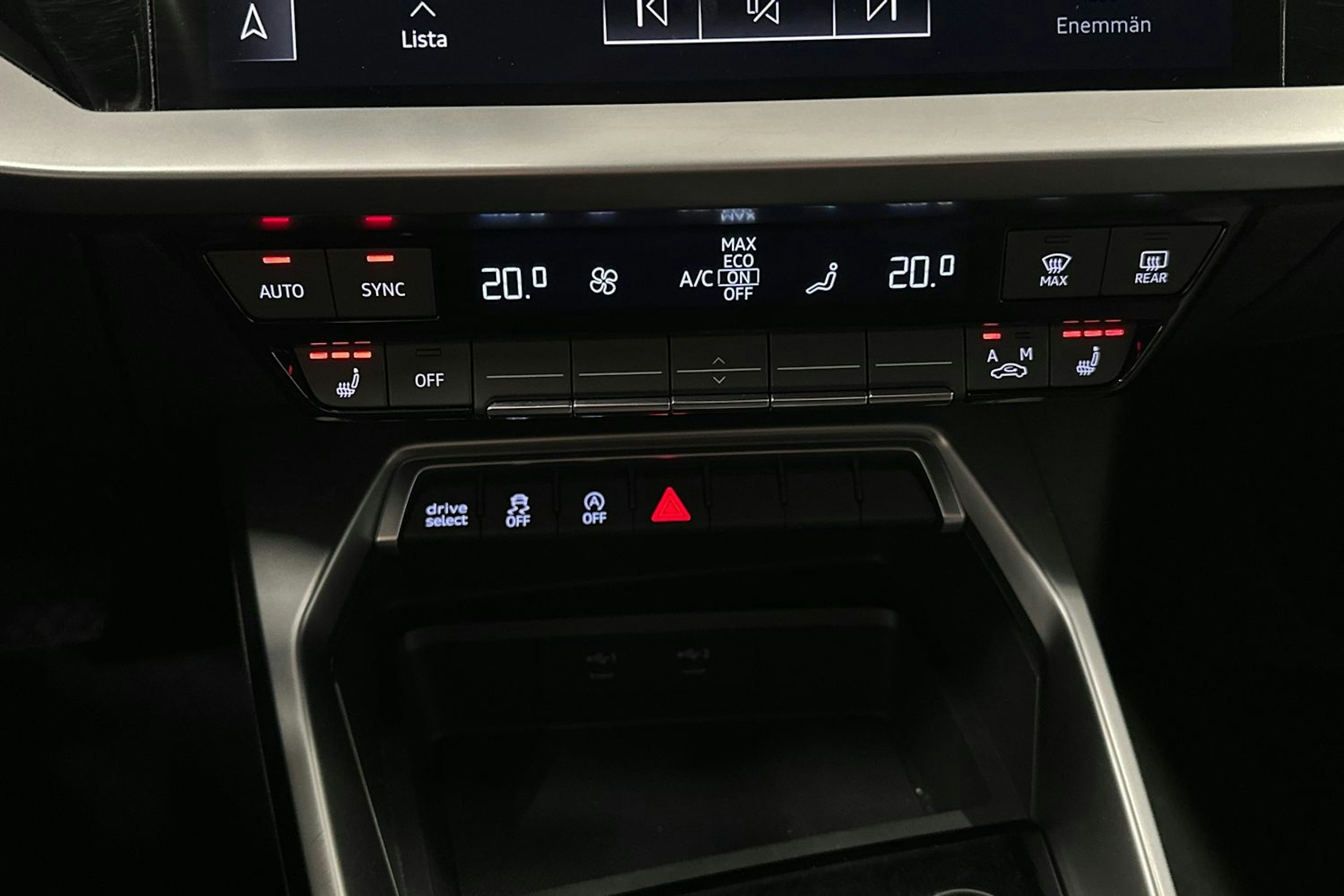 valkoinen Audi A3 2022 kuva 22.