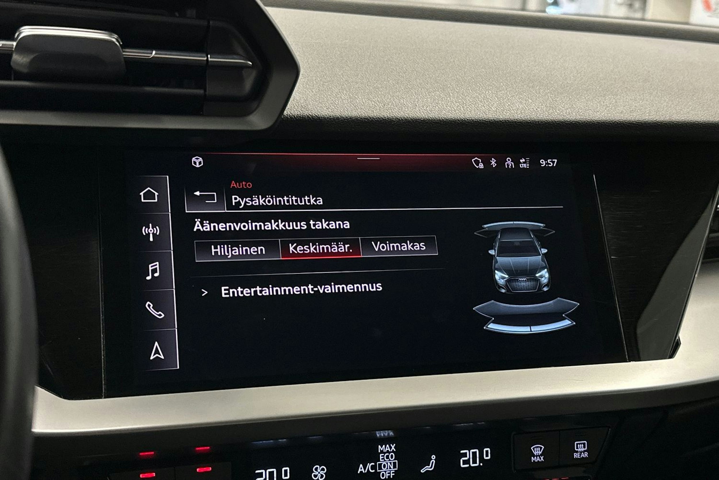 valkoinen Audi A3 2022 kuva 28.