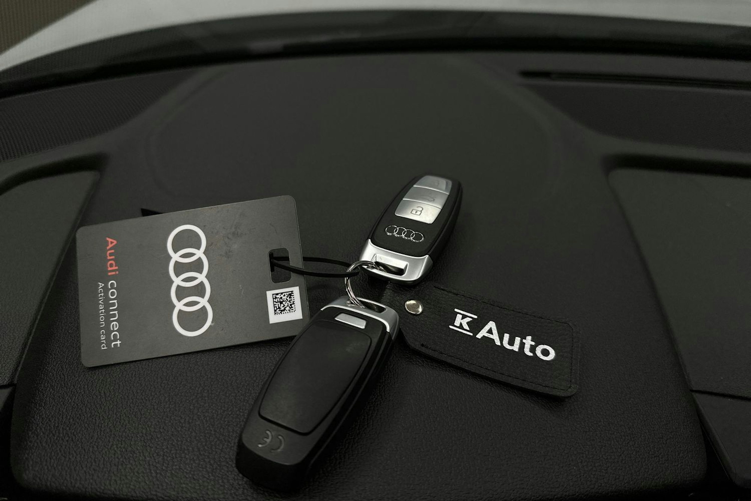 valkoinen Audi A3 2022 kuva 29.