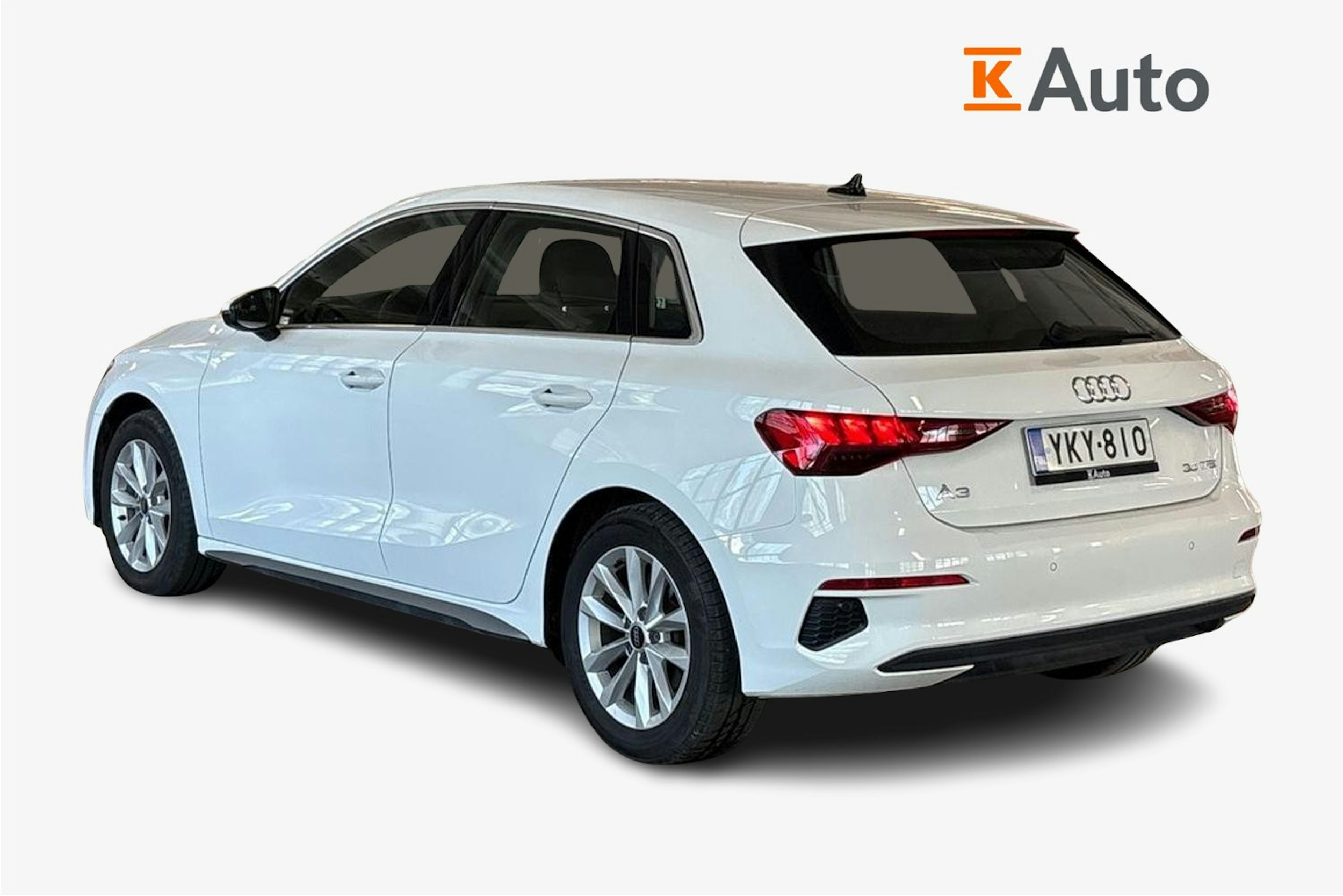 valkoinen Audi A3 2022 kuva 2.