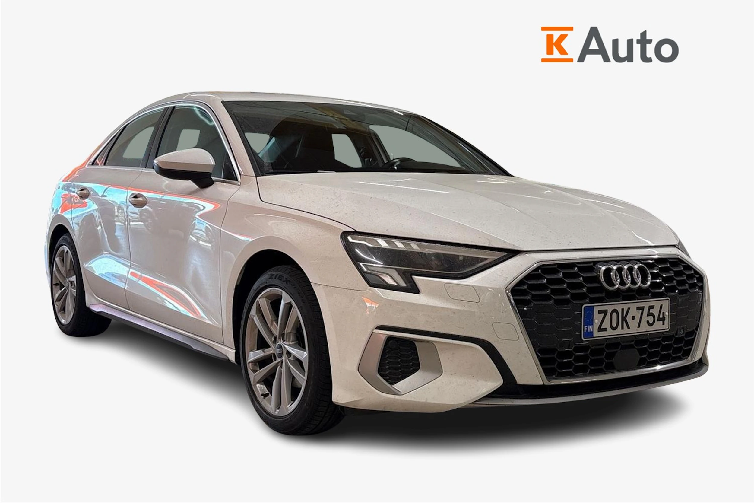 valkoinen Audi A3 2022 kuva 1.