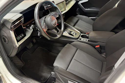 valkoinen Audi A3 2022 kuva 3.
