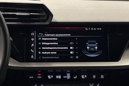 valkoinen Audi A3 2022 kuva 18.