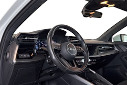 valkoinen Audi A3 2022 kuva 3.