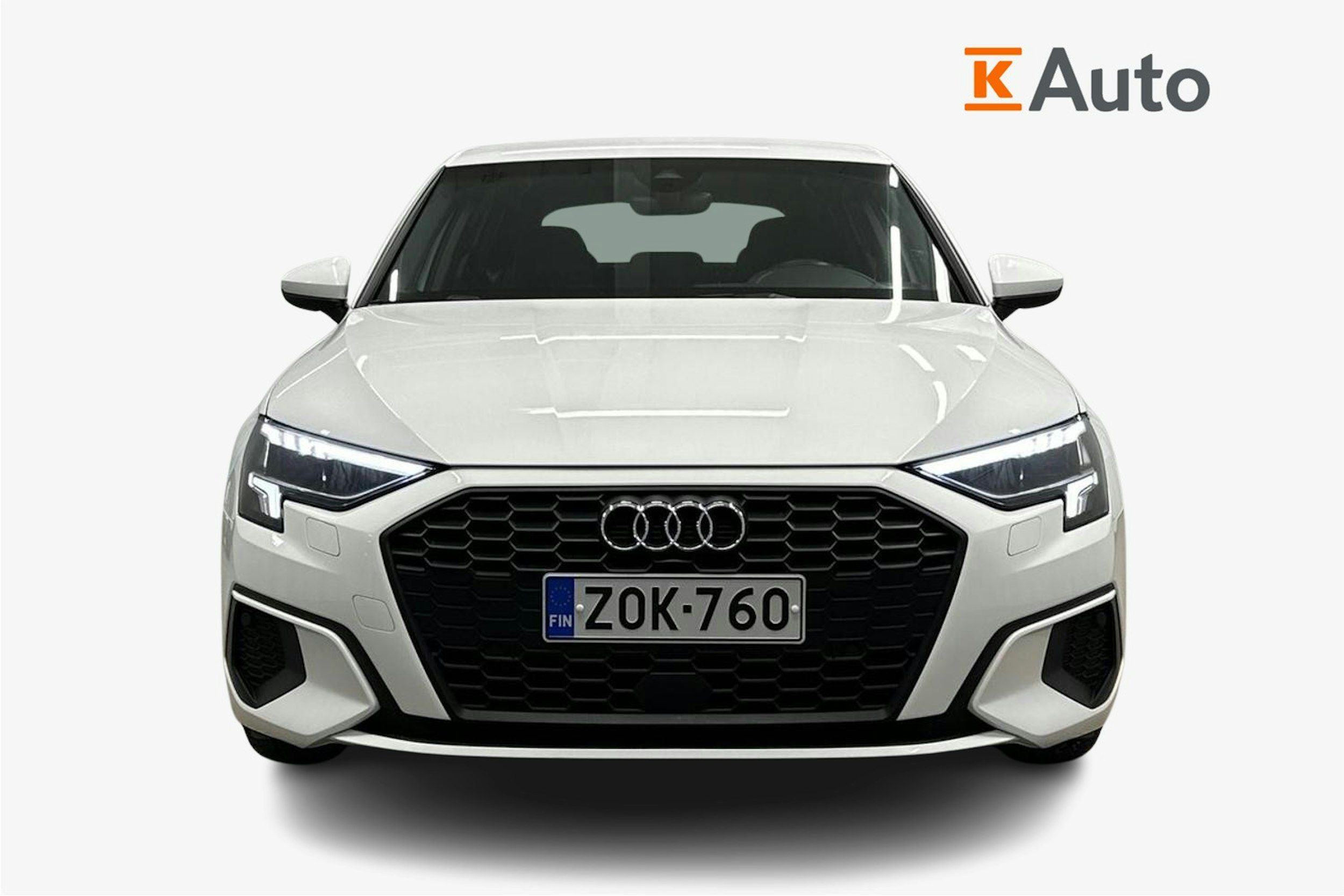 valkoinen Audi A3 2022 kuva 5.