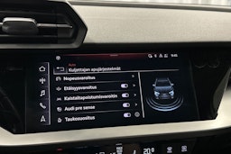 valkoinen Audi A3 2022 kuva 25.