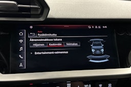 valkoinen Audi A3 2022 kuva 26.