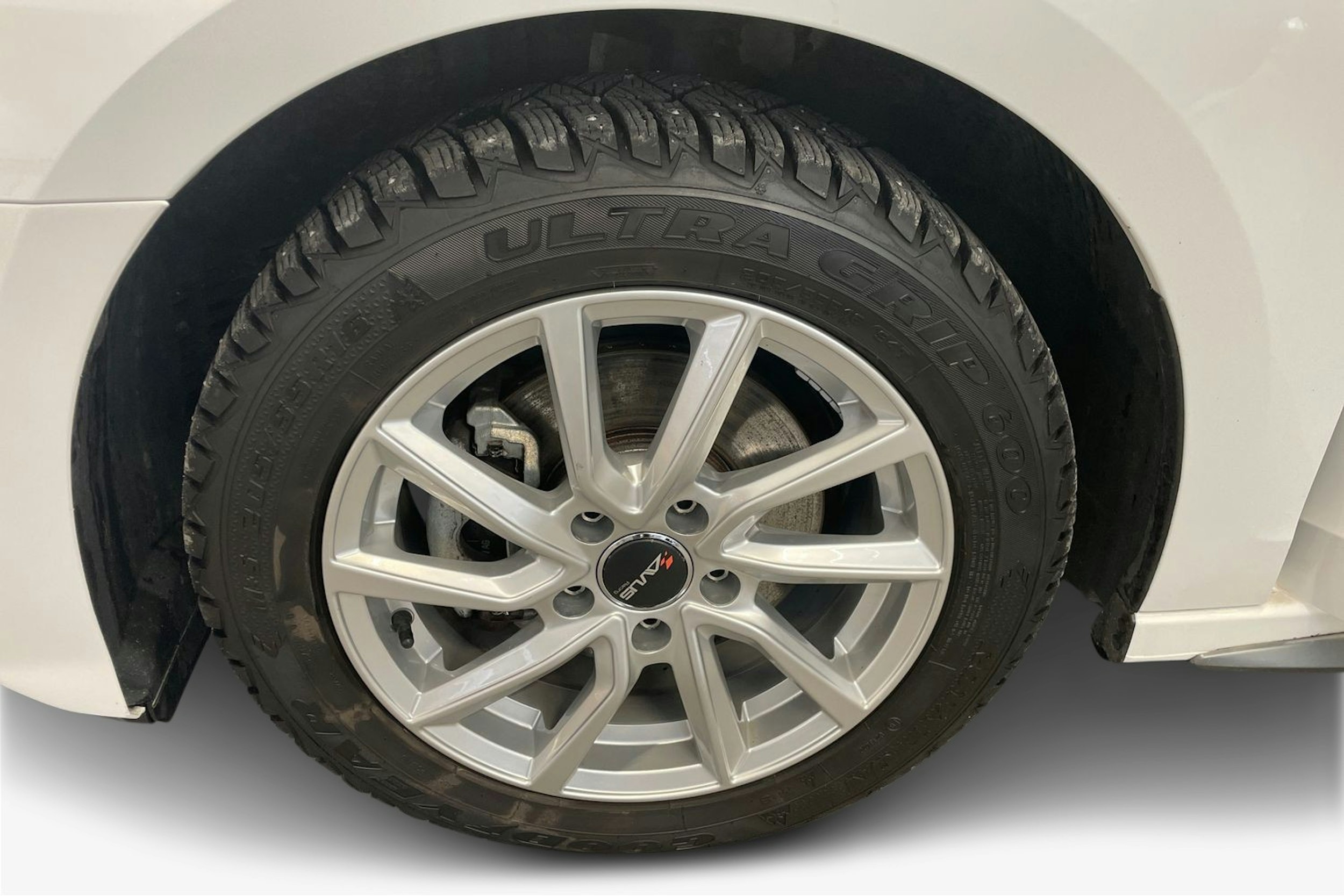 valkoinen Audi A3 2022 kuva 9.