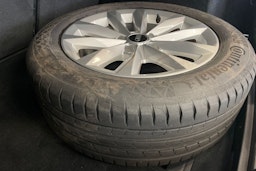 valkoinen Audi A3 2022 kuva 11.