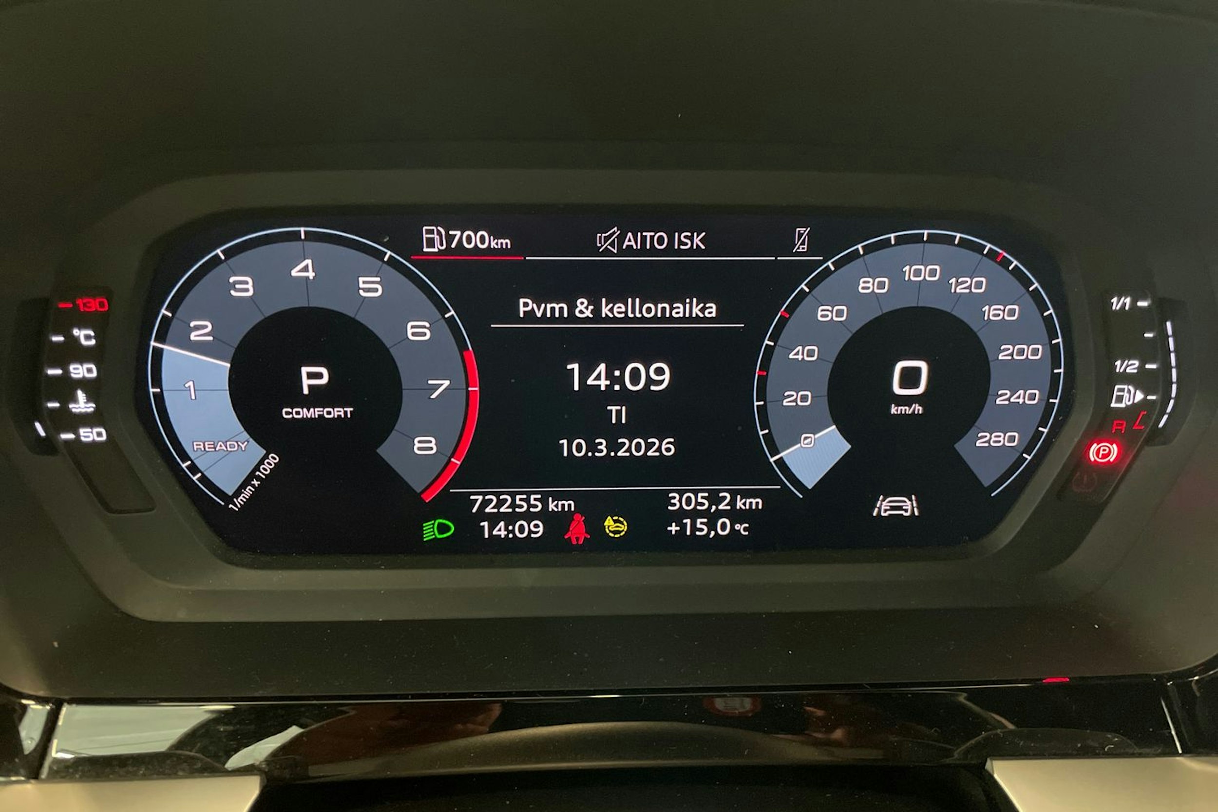 valkoinen Audi A3 2022 kuva 16.