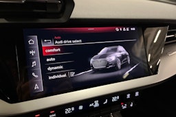 valkoinen Audi A3 2022 kuva 22.