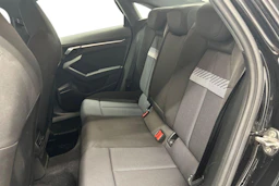 musta Audi A3 2022 kuva 8.