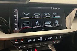 musta Audi A3 2022 kuva 19.