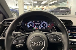 sininen Audi A3 2022 kuva 16.