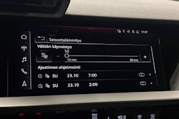 sininen Audi A3 2022 kuva 33.