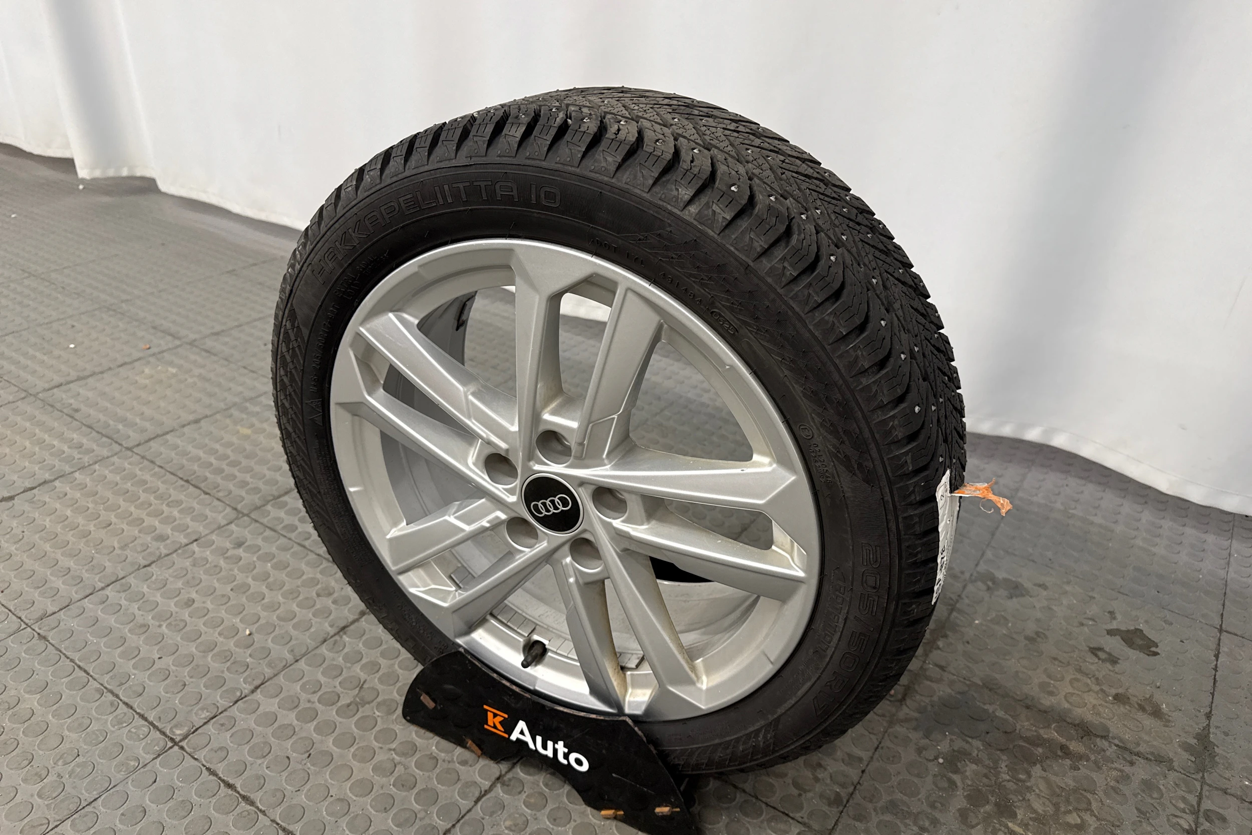 harmaa Audi A3 2022 kuva 10.