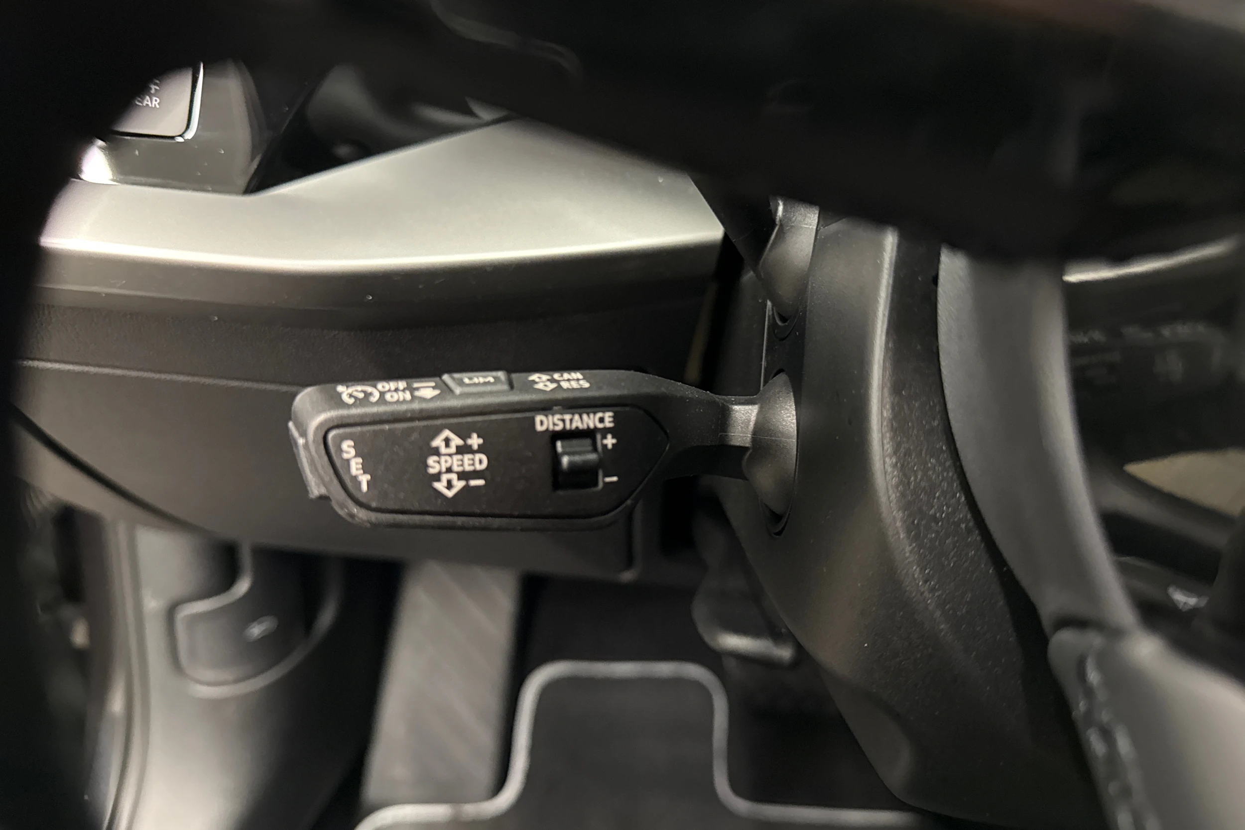 harmaa Audi A3 2022 kuva 13.