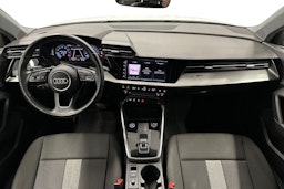 valkoinen Audi A3 2022 kuva 9.