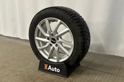 valkoinen Audi A3 2022 kuva 13.